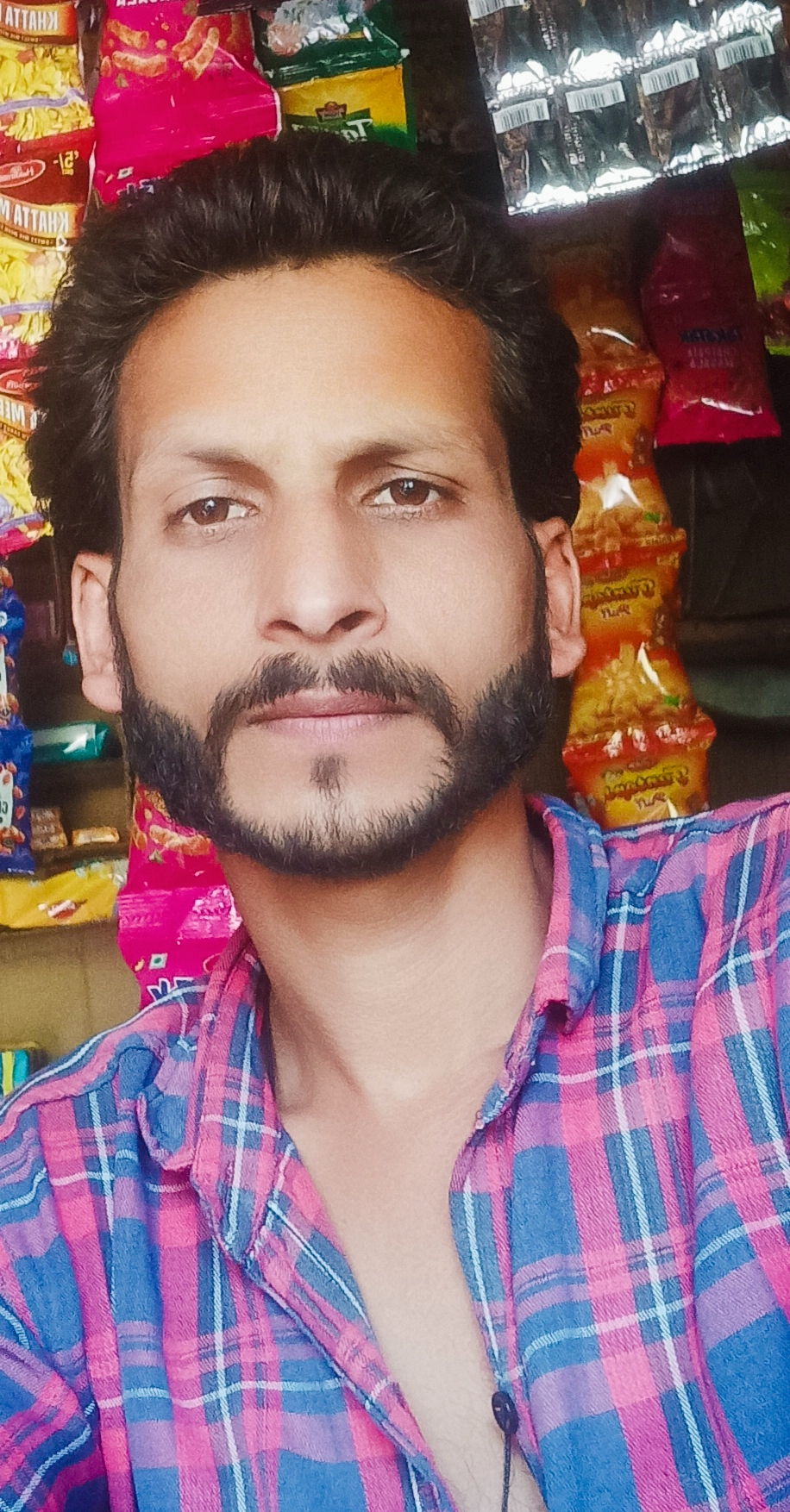 Punjabi rapstar Yaseen the punjabi rapstar 